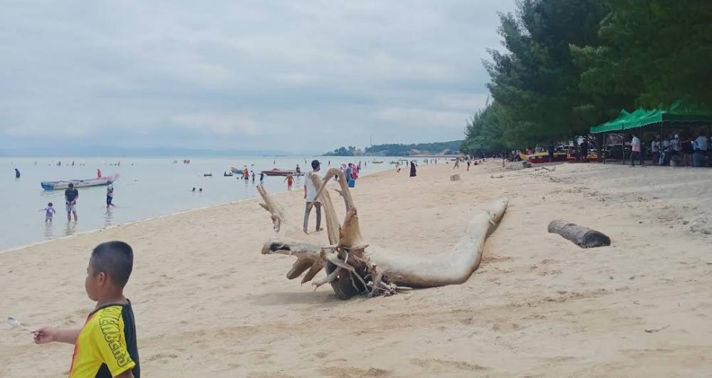 Dispar Sultra Akan Pantau Destinasi Wisata Selama Libur Lebaran