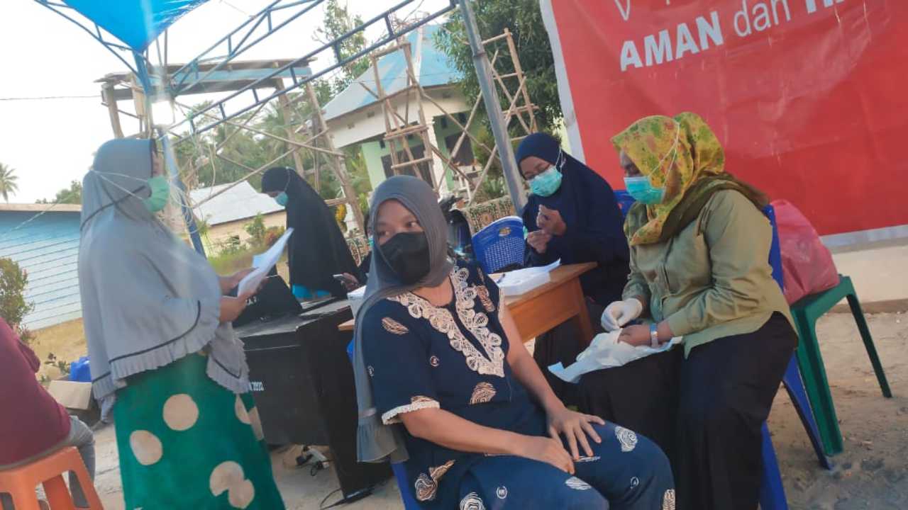 Lansia di Konsel Dilarikan ke RSUD Usai Vaksin