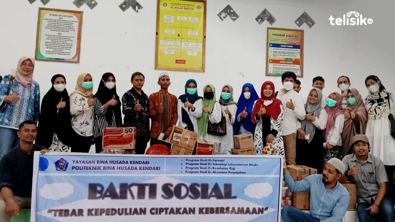 Politeknik Bina Husada Kendari Pererat Silaturahmi dengan Bersedekah
