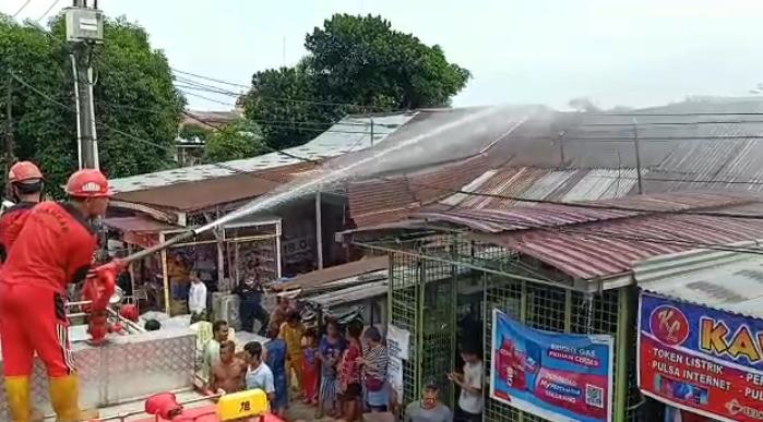 Toko Ponsel di Deli Serdang Sumatera Utara Terbakar