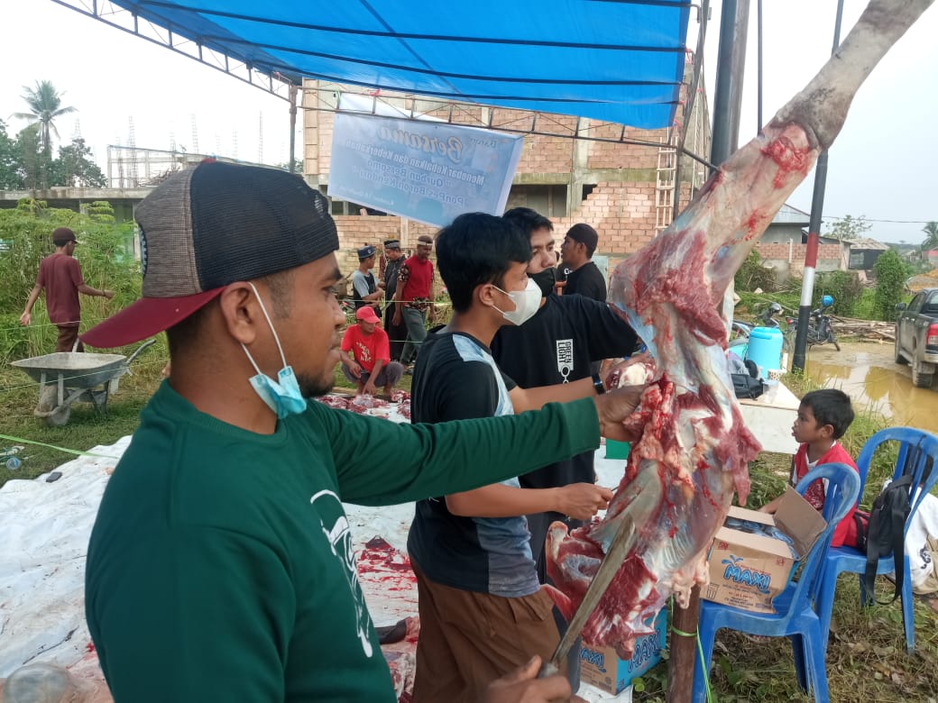 Sembelih 17 Hewan Kurban, Ponpes Baron Kendari Patut Jadi Contoh