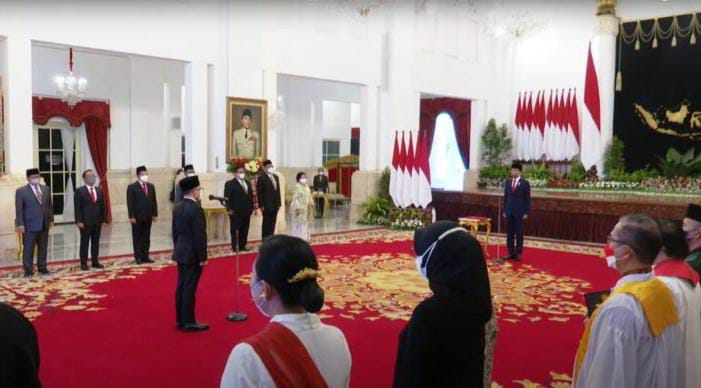 Jokowi Tunjuk Azwar Anas Jadi Menpan RB