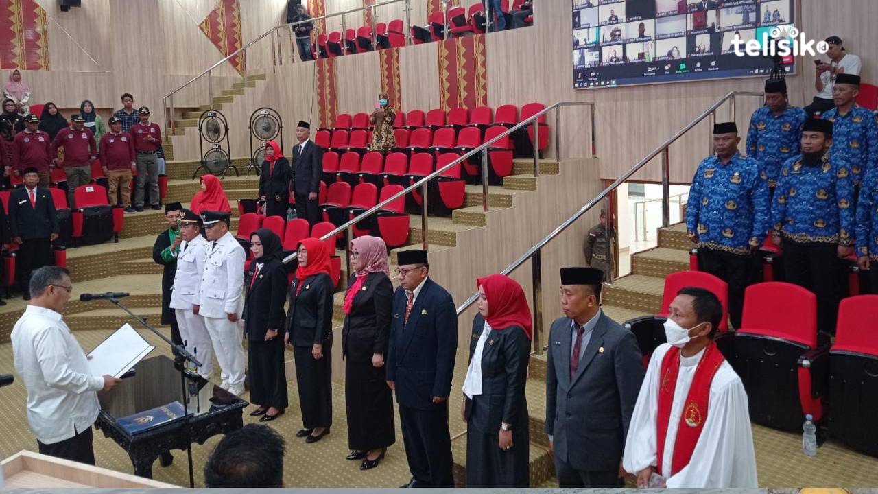 Wali Kota Kendari Lantik Kepala BKAD dan Dikmudora