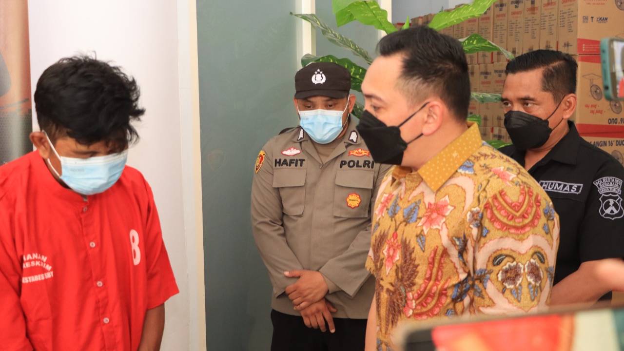 Terangsang Lihat Tubuh Molek Sejak Kecil, Paman Ini Nekat Cabuli Ponakan