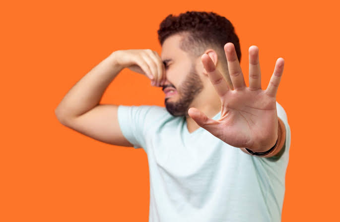 6 Cara Ampuh Hilangkan Bau Badan Tak Sedap