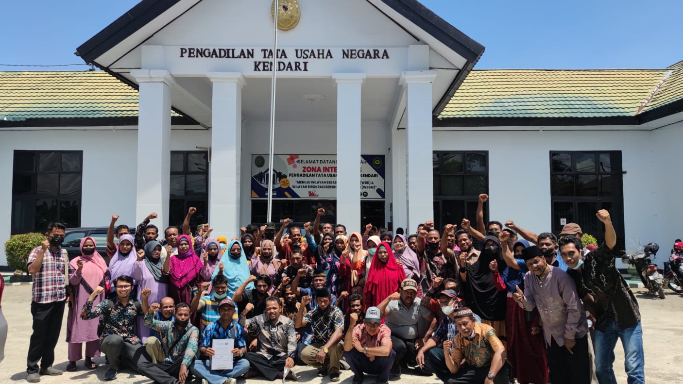 Dukung Penggugat Tambang di Pulau Wawonii, Ratusan Masyarakat Pantau Sidang PTUN Kendari