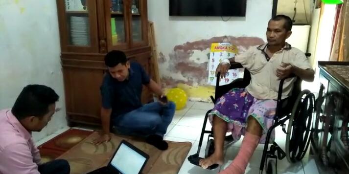 Pria Ini Ditebas Parang Hingga Cacat Permanen