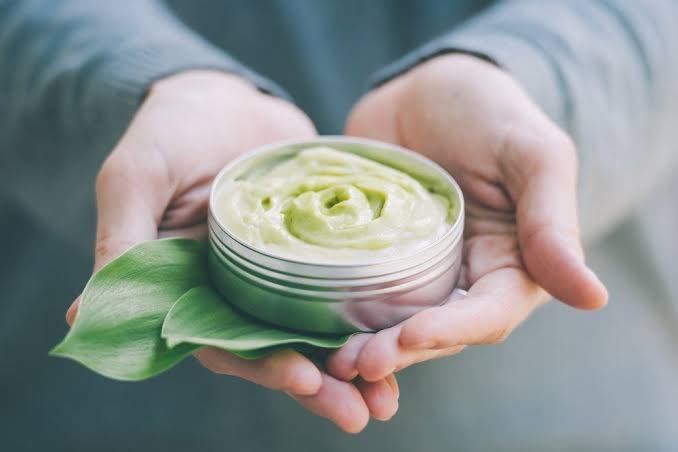 3 Keunggulan Saat Kamu Pakai Skincare Organik