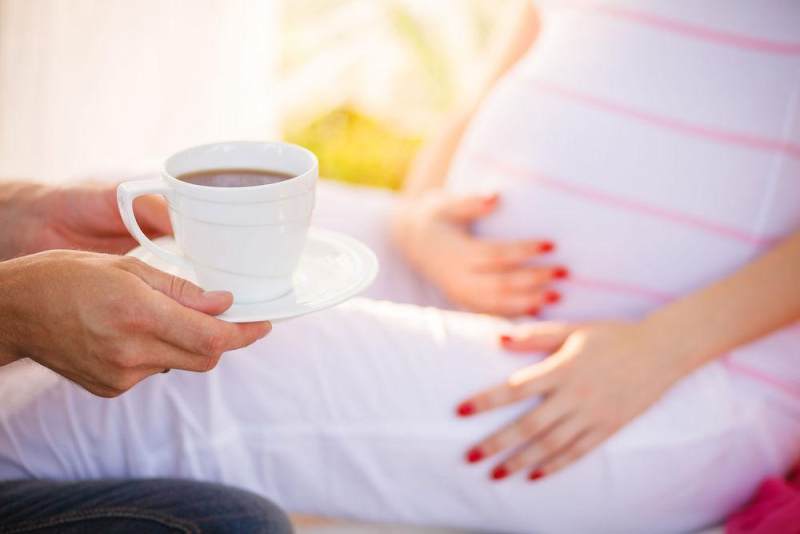 Awas, Ini 3 Risiko Ibu Hamil Minum Kopi