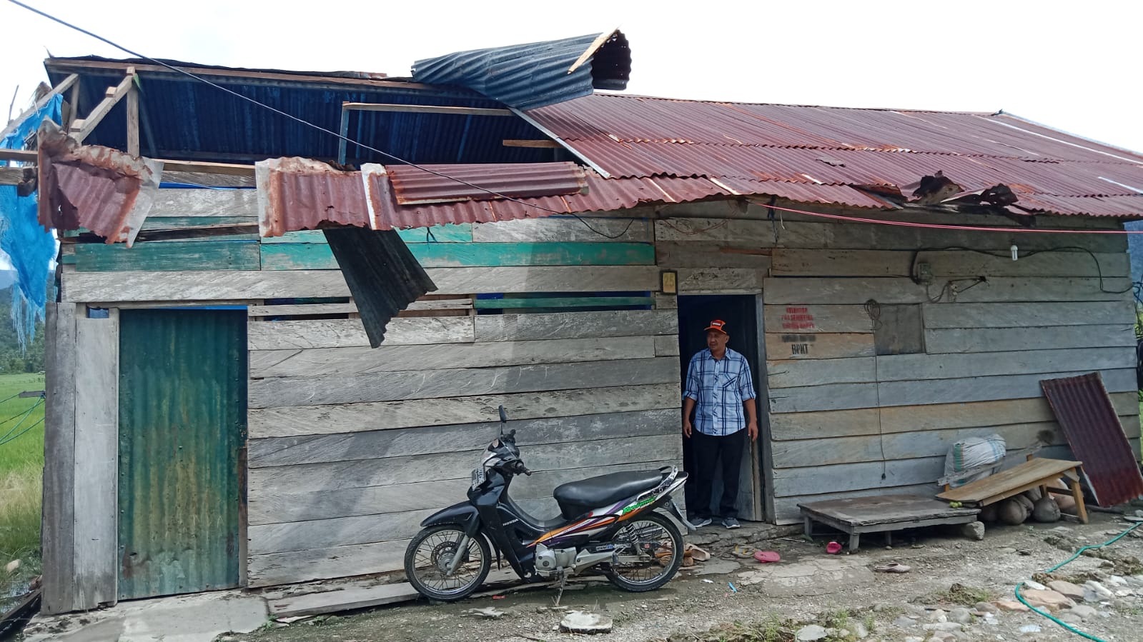 Belasan Rumah di Kolaka Utara Kembali Diterjang Angin Kencang