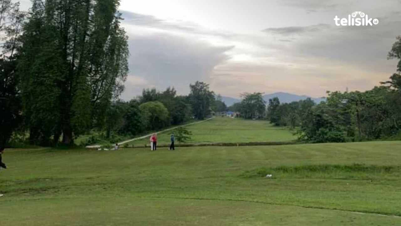 Lapangan Golf Sanggoleo Kendari Tempat Pas Nikmati Sunset