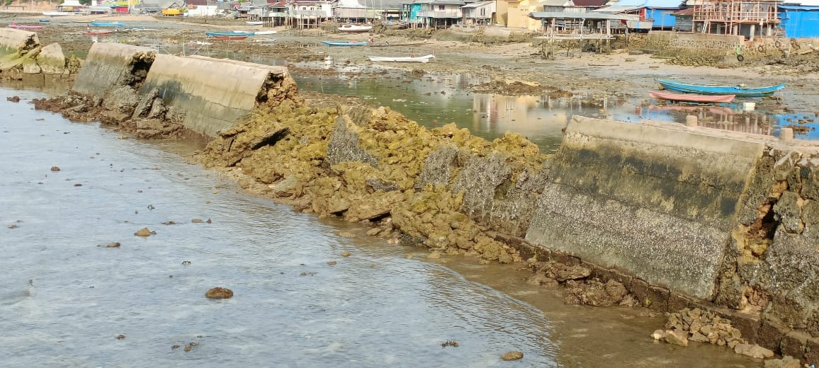 Tanggul Pulau Masaloka Rusak, Pemukiman Warga Terancam
