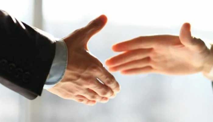 Allah Memuliakan Orang yang Pemaaf