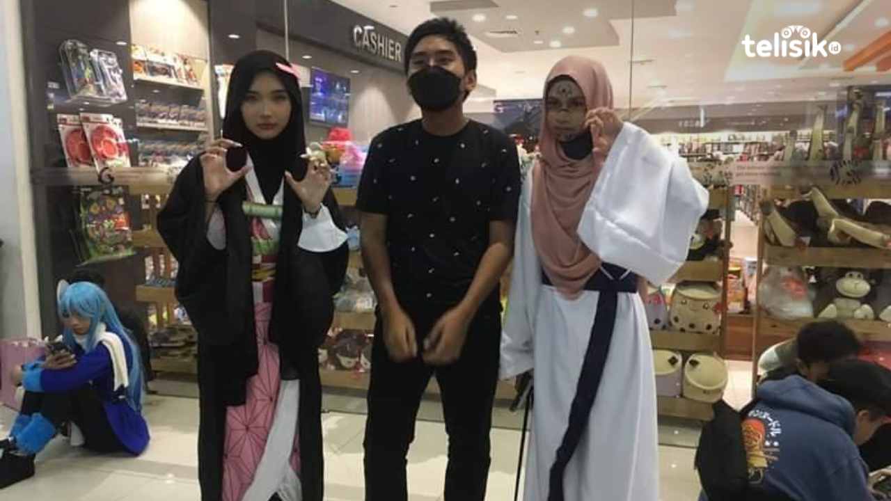 Cosplayer di Kendari Tirukan Film, Anime Hingga Game Gunakan Hijab