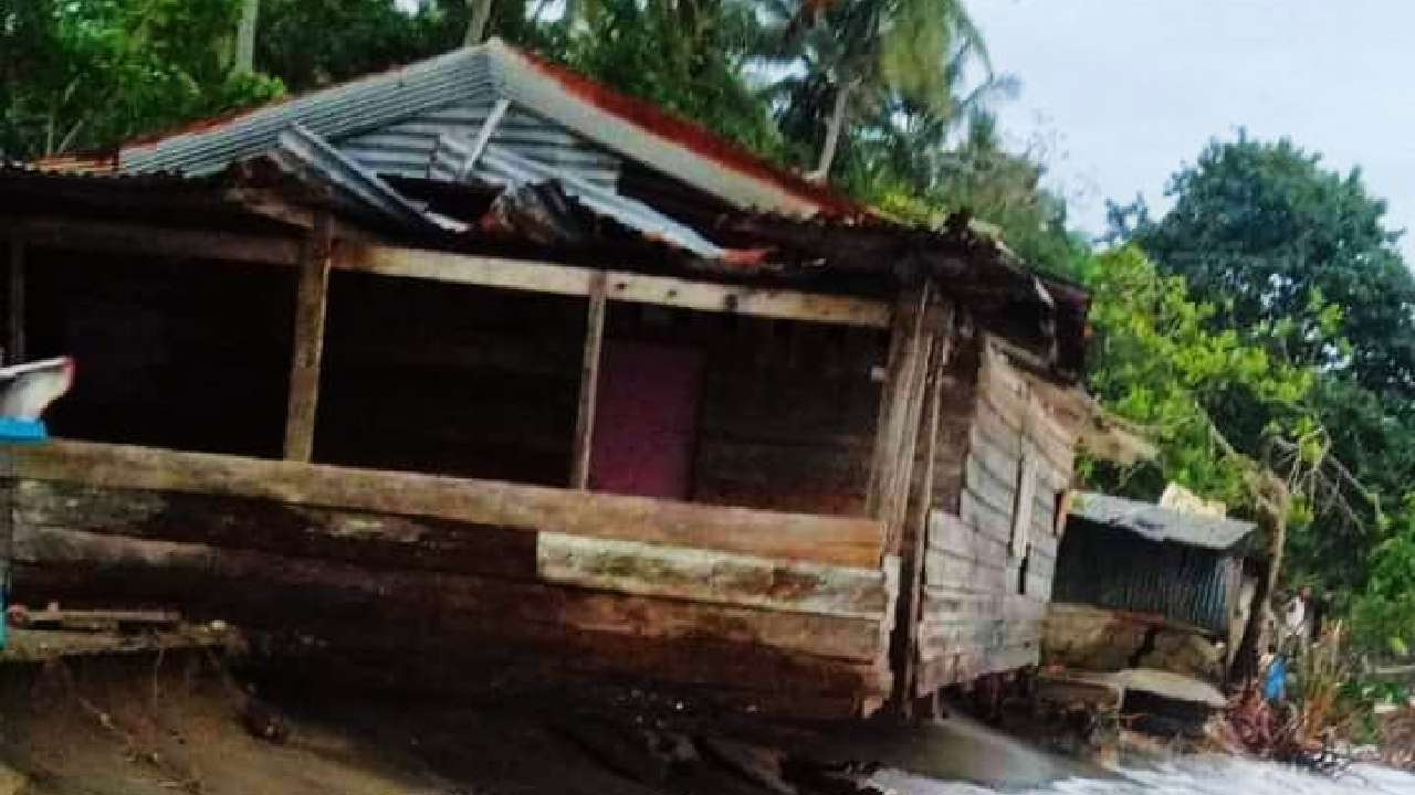Kades di Kolaka Utara Belum Lapor Kondisi Rumah Warga Terdampak Abrasi