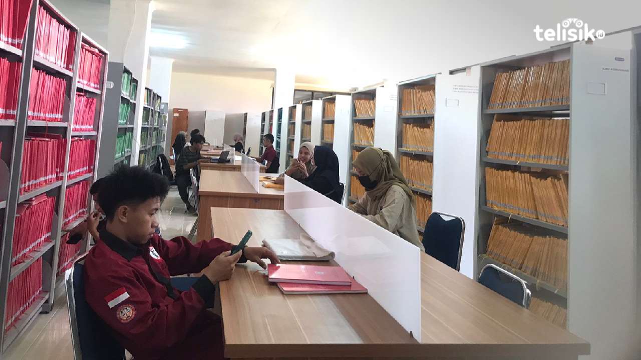 Perpustakaan UHO Tetap Ramai Meski Kondisi Libur