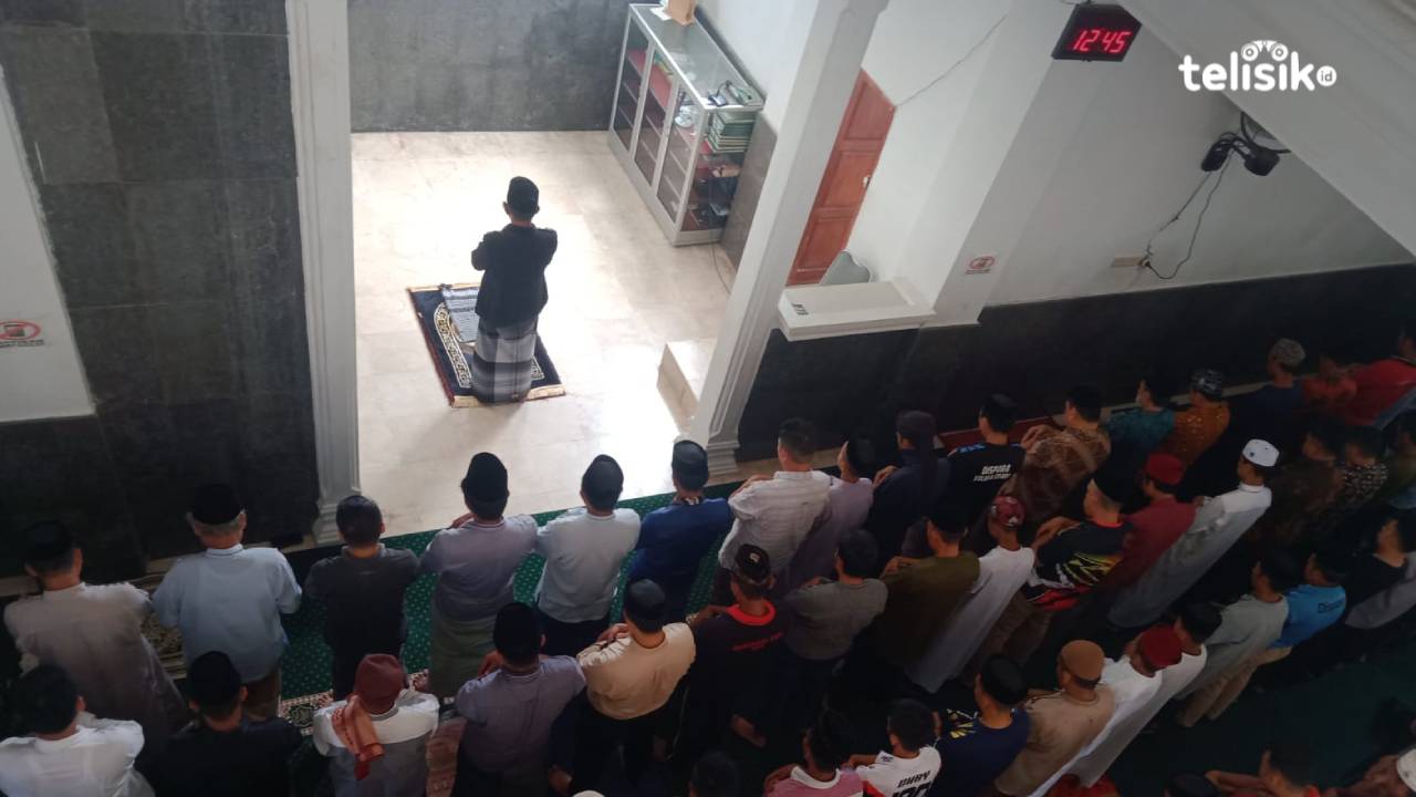 Warga Kolaka Utara Gelar Salat Gaib untuk Korban Gempa Turki