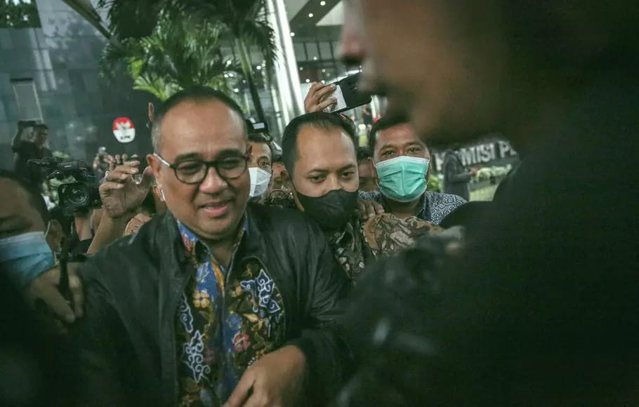 Ditetapkan Tersangka, Perjalanan Rafael Alun Timbun Uang dan Emas 60 Kg di Rumahnya Berakhir