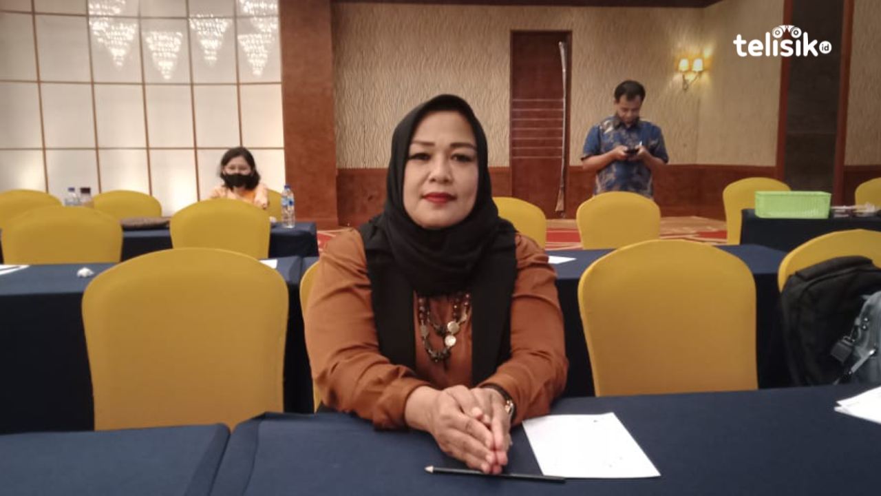 Ibu Rumah Tangga Ini Didukung Keluarga dan Masyarakat Maju Anggota DPD RI
