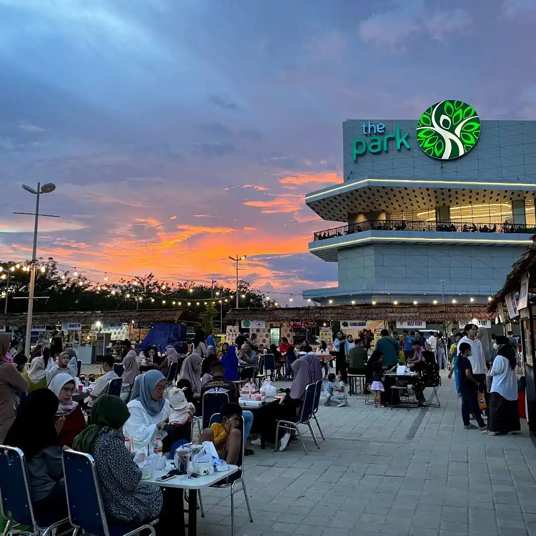 Kampung Kuliner Ramadan, Tempat Berburu Takjil Sembari Menikmati Senja