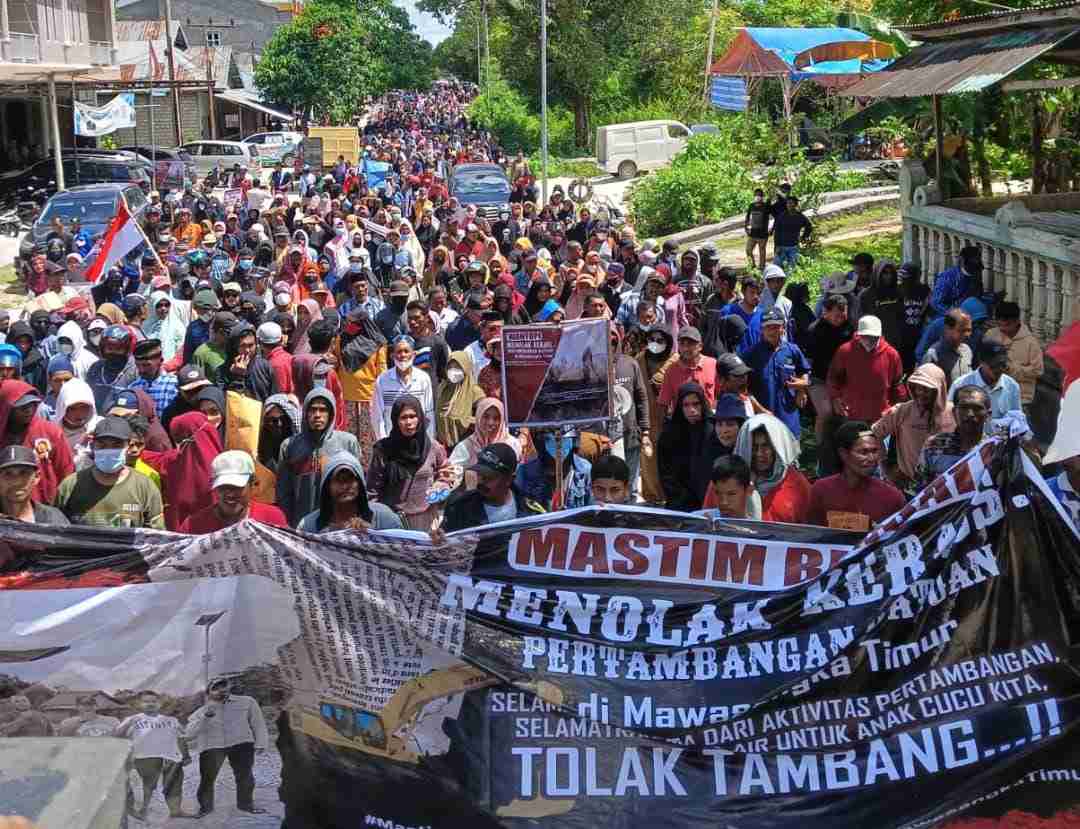 Masyarakat Buton Tengah Demo Kantor Bupati Tolak Tambang Batu Gamping