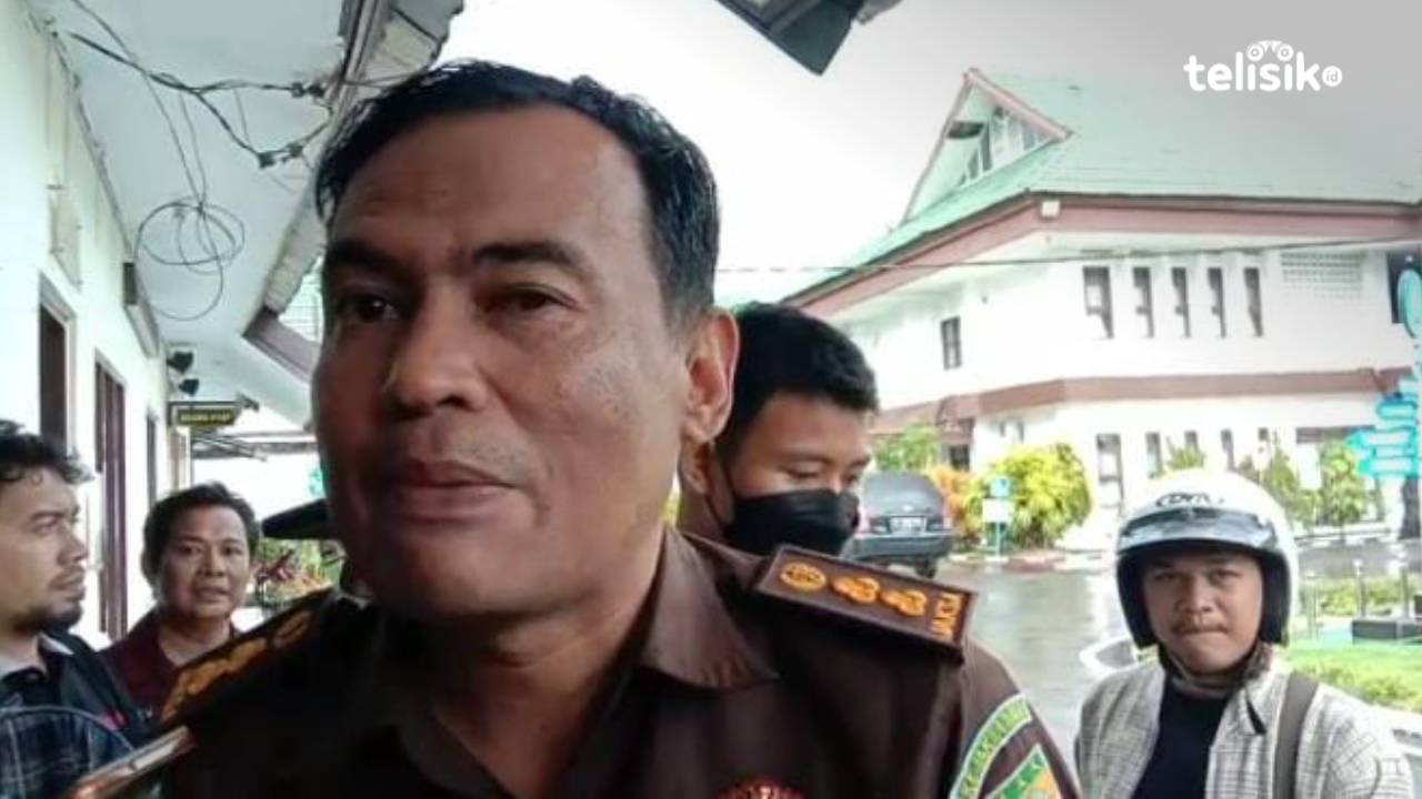 Sulkarnain Kadir Dicecar 20 Pertanyaan Dugaan Suap Alfamidi, Status Masih Saksi