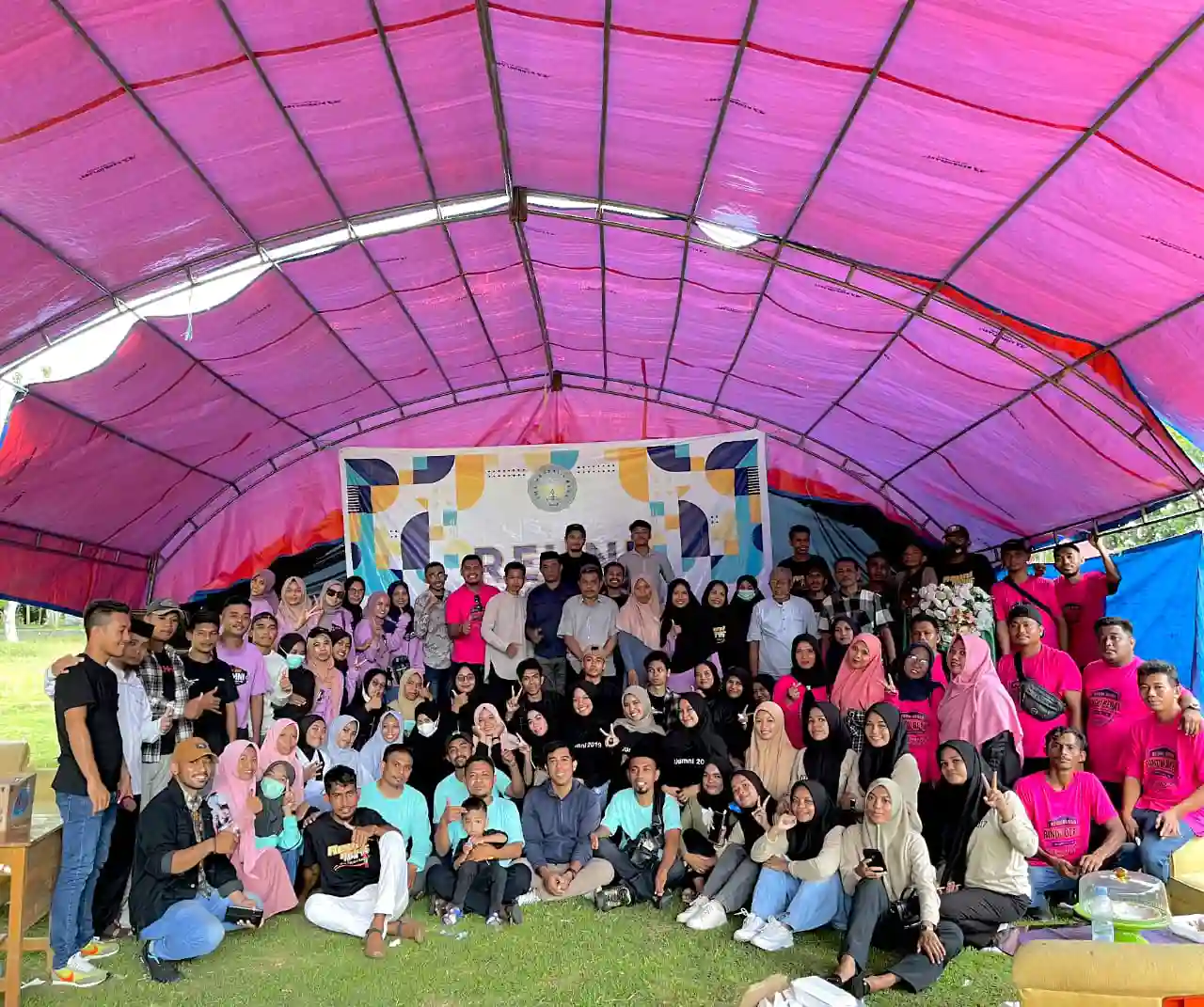 Dirancang Sekolah Unggulan, SMA Negeri 4 Raha Ukir Prestasi di Kancah Nasional