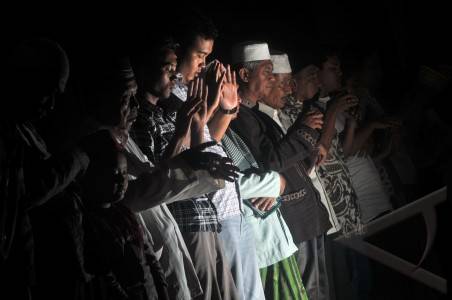 Lengkap Berserta Doanya, Ini Tata Cara Salat Gerhana Matahari saat Ramadan