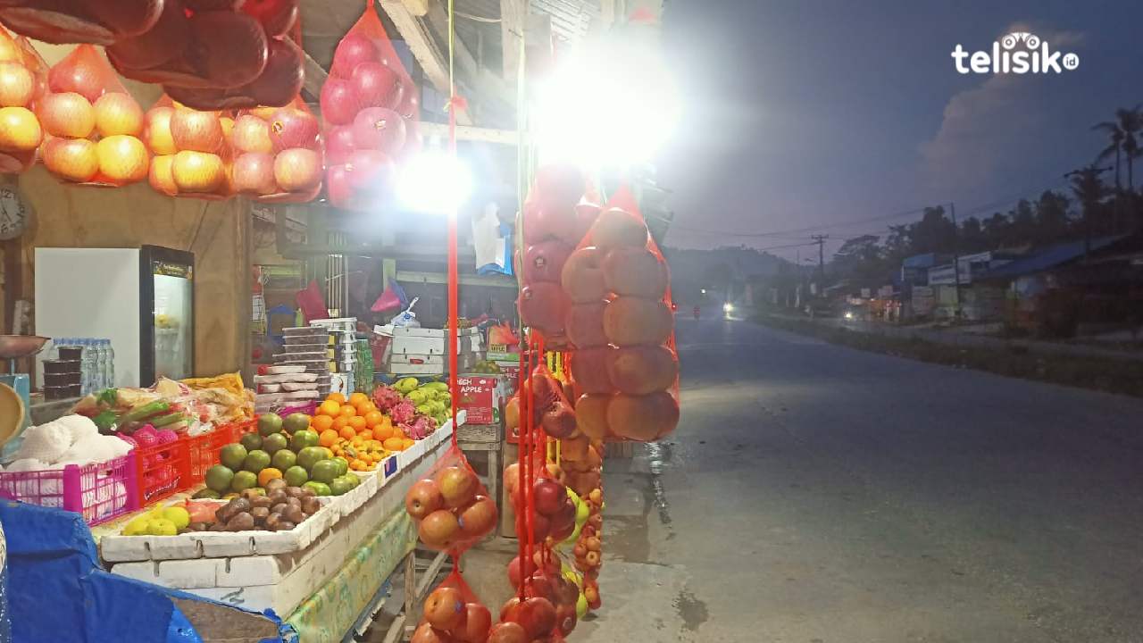 Pedagang Buah di Jalur Mudik Ini Alami Peningkatan Pendapatan Jelang Lebaran