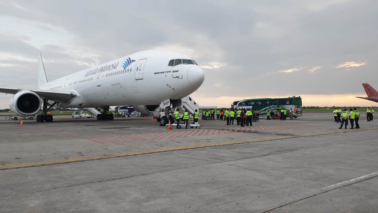 359 Calon Jemaah Haji Kabupaten Mandailing Natal Bertolak ke Tanah Suci