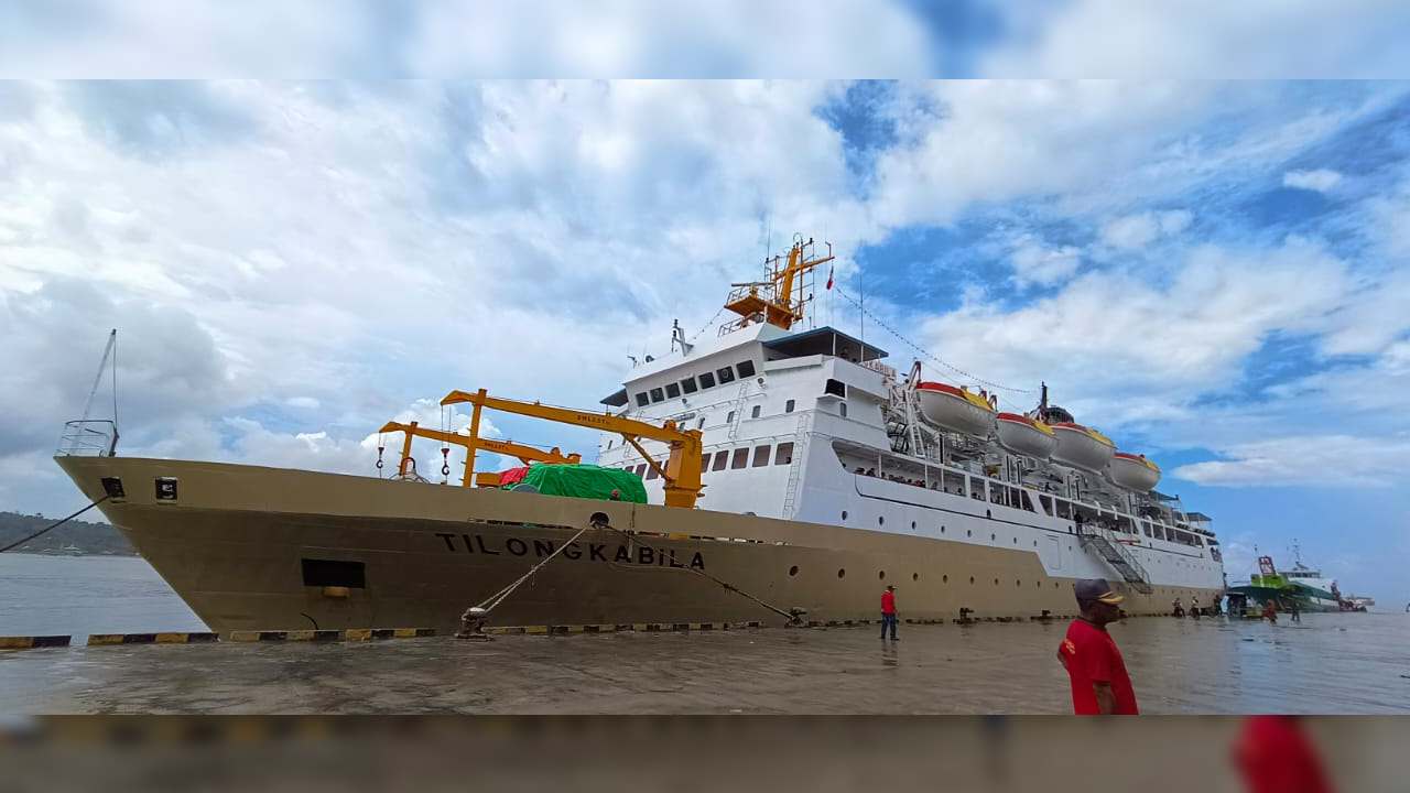 Jadwal Terbaru KM Tilongkabila Periode Mei Lewati Rute Makassar-Baubau-Raha-Kendari