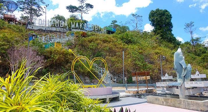 Nikmati Keindahan dari Ketinggian Puncak Toliamba Wakatobi