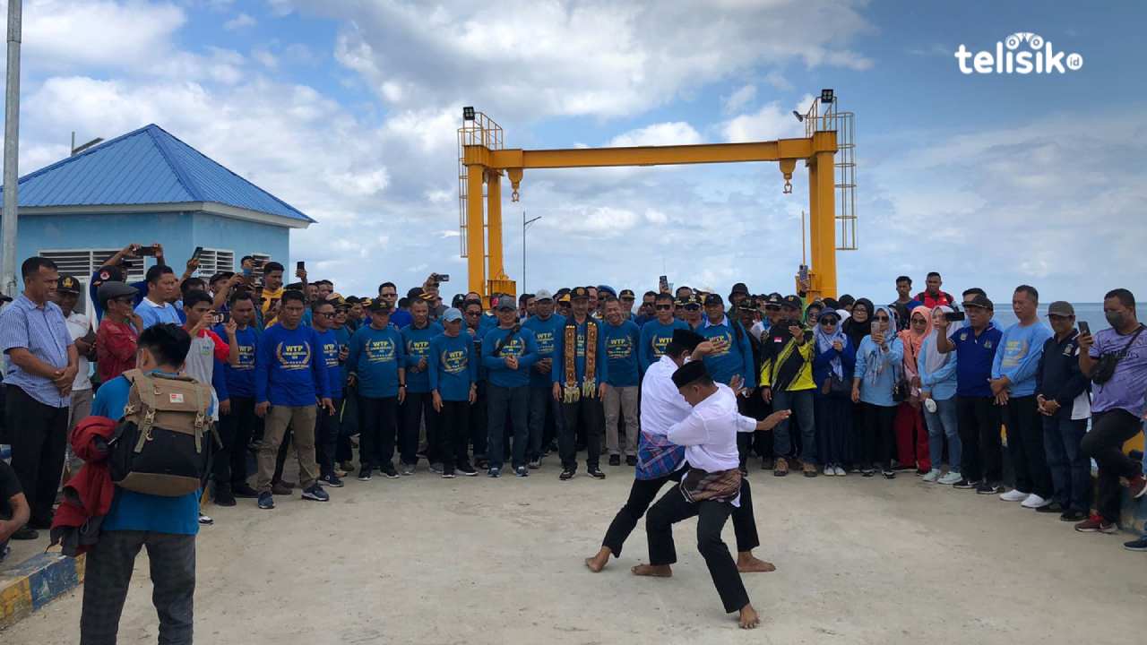 Silat Kuntau Warnai Penyambutan Tim Opini WTP Konawe Kepulauan