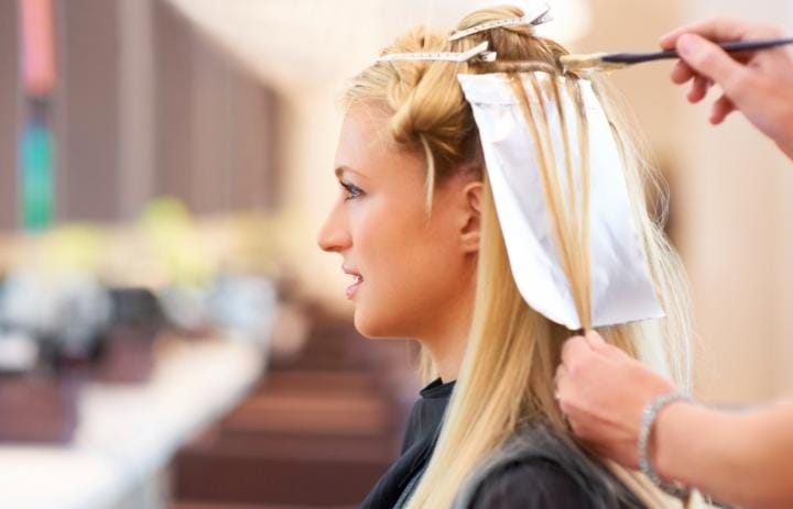 Tips Memilih Warna Cat Rambut yang Tepat