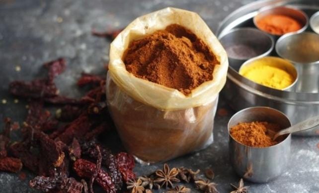 Cara Hilangkan Noda Kunyit di Peralatan Masak