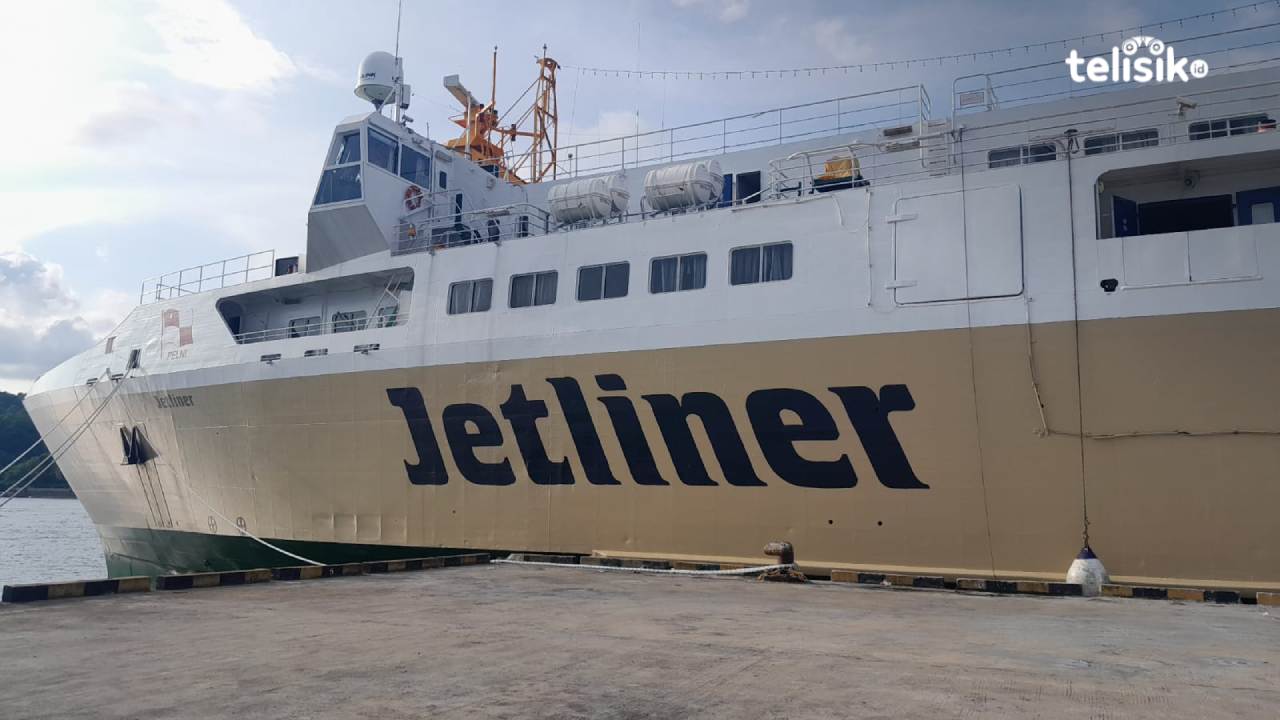 KFC Jetliner Tunda dan Rubah Jadwal Gegara Cuaca Buruk