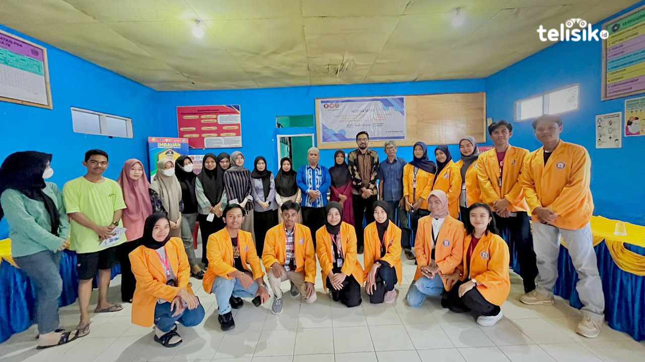 Mahasiswa Hukum UHO Sosialisasi Pembuatan Produk Hukum bagi Aparat Desa