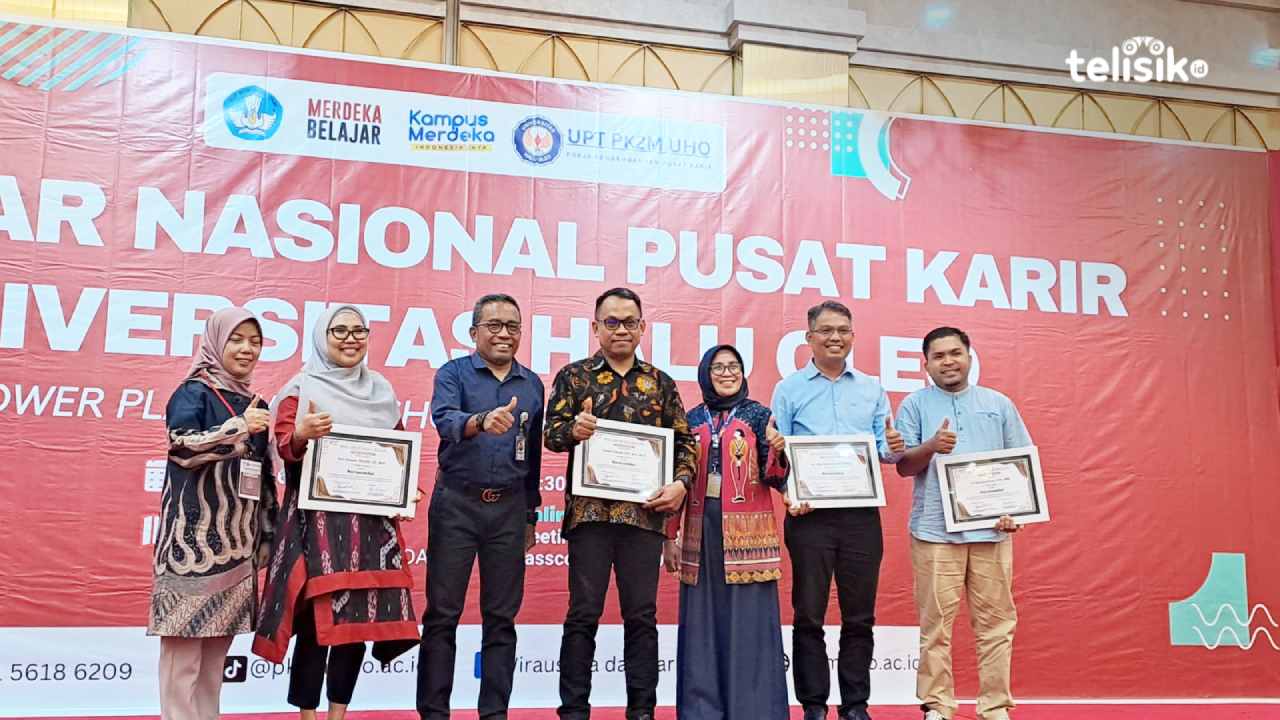 Seminar Nasional Pusat Karir UHO Buka Peluang Beasiswa