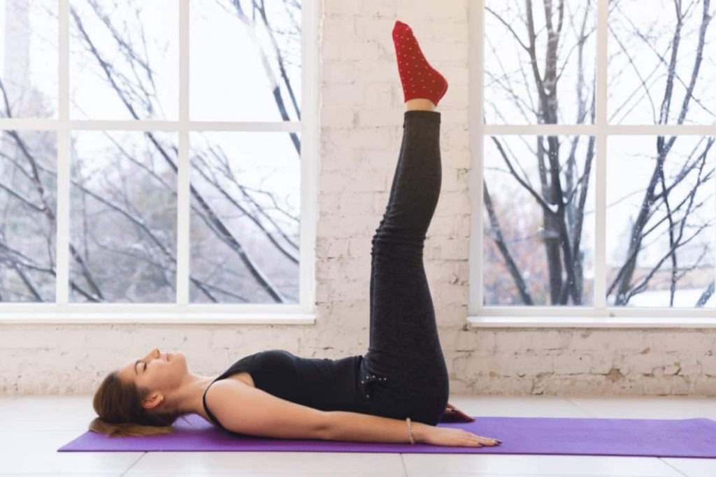 Angkat Kaki Setelah Berhubungan Seks Bisa Bikin Cepat Hamil, Mitos atau Fakta