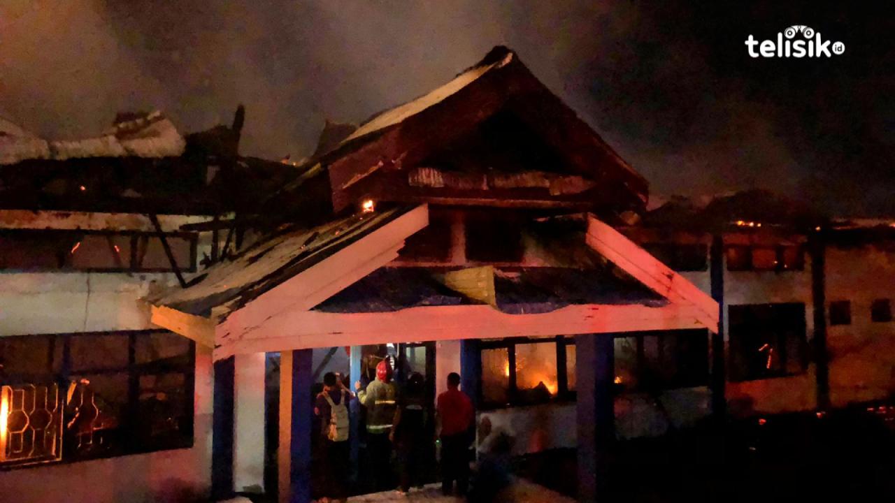 KPPN Baubau Ludes Dilahap Si Jago Merah