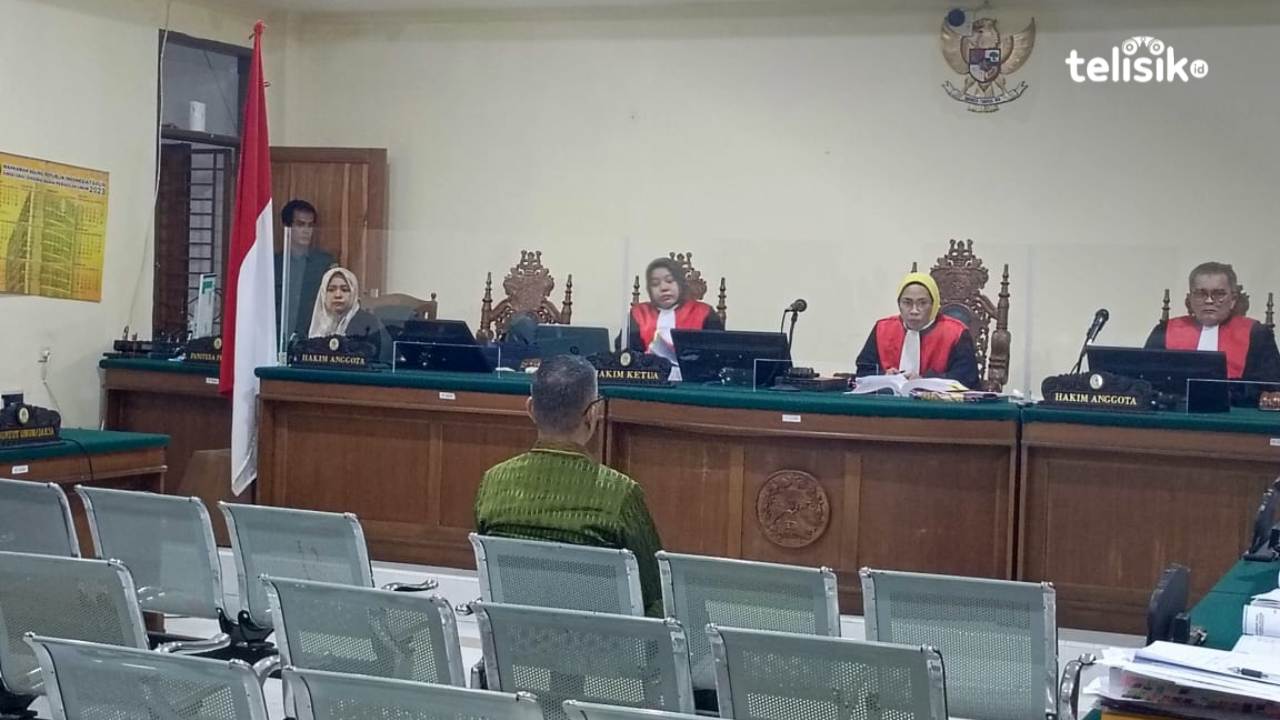 Sulkarnain Ngaku Bertemu Syarif Maulana dan Alfamidi di Ruang Tertutup