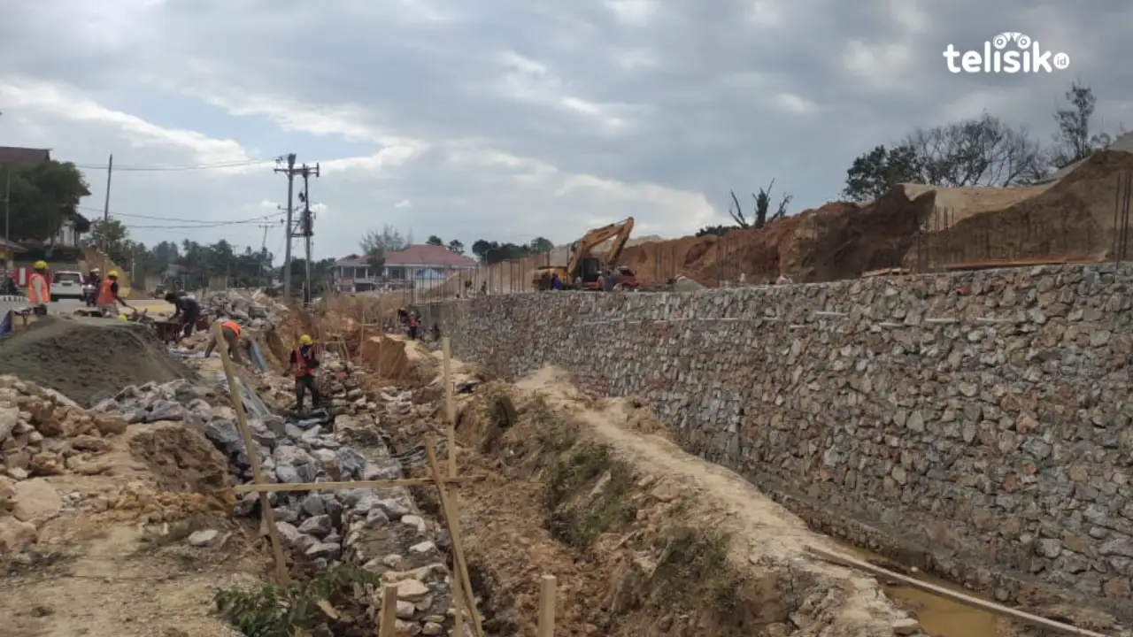 Habiskan Anggaran Belasan Miliar Pagar Rujab Gubernur Belum Rampung, Tanggung Jawab Siapa?