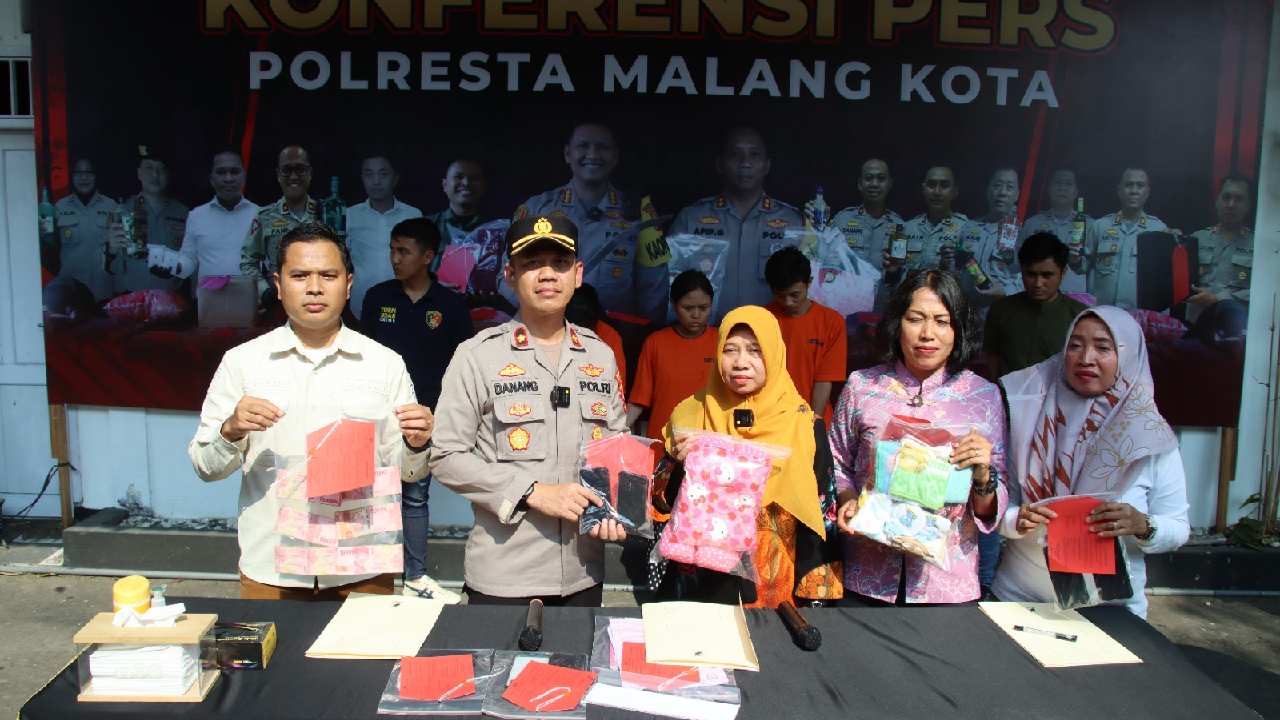 Jual Bayi Lewat Medsos,Tiga Orang Diamankan Petugas