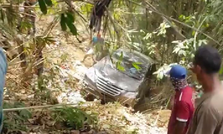 Mobil Masuk Jurang, Siswa TK di Muna Selamat