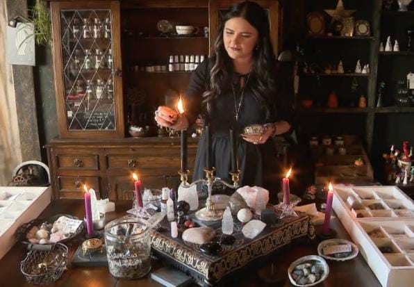 4 Fakta Universitas di Inggris Buka Jurusan Ilmu Ghaib dan Sihir