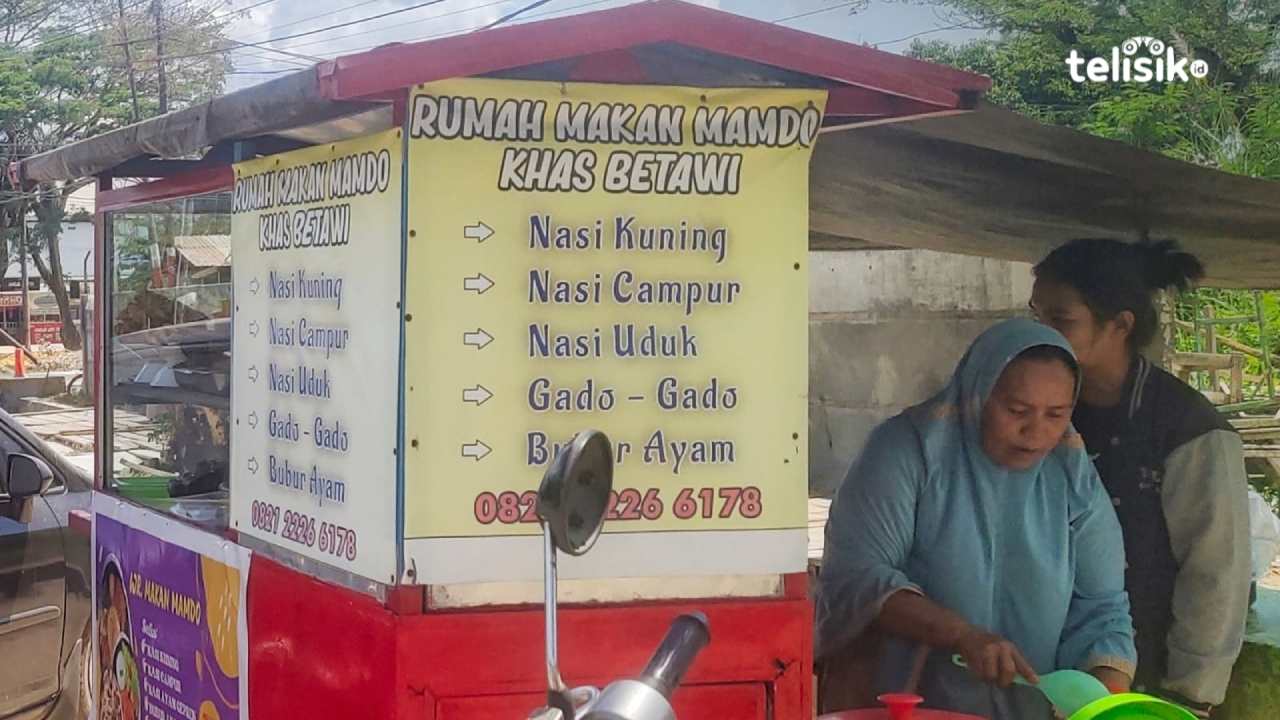 Jadi Penjual Nasi Pinggiran untuk Penuhi Kehidupan Sehari-hari