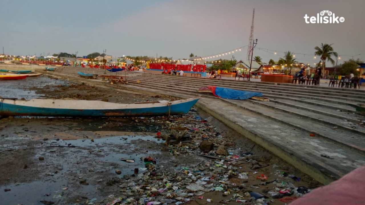 Papalimba Water Tourism Lapulu Dipenuhi Sampah