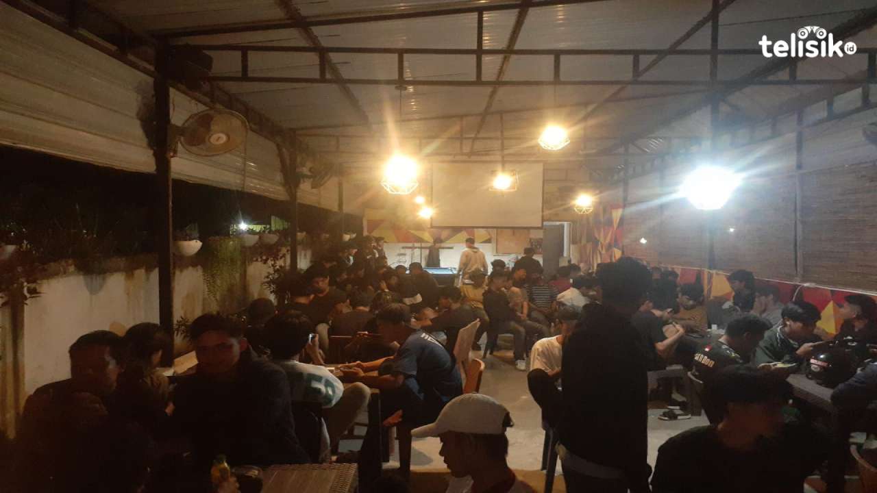 Ratusan Peserta Tanding Game Online Mobile Legend di Bang's Tournament Season II