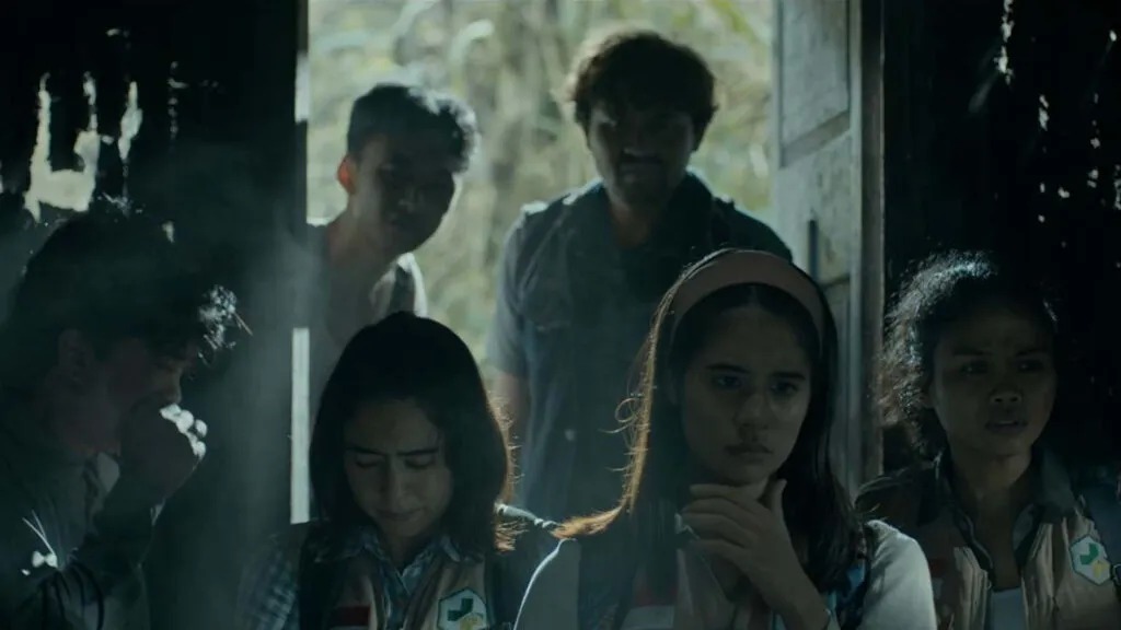 Ulasan Film Pamali: Dusun Pocong, Horor Adaptasi Game Indonesia