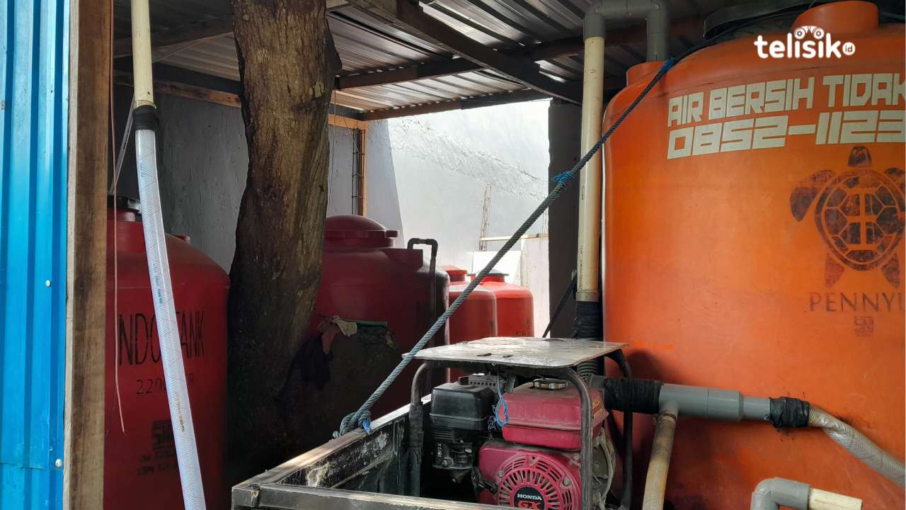 Penjual Air Bersih Raup Untung di Musim Kemarau